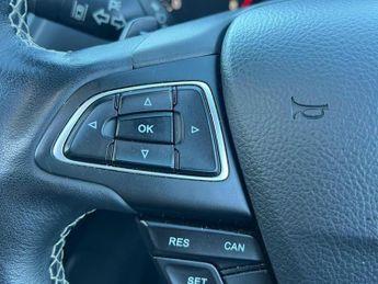 FORD KUGA 1.5T EcoBoost Vignale Auto AWD Euro 6 (s/s) 5dr