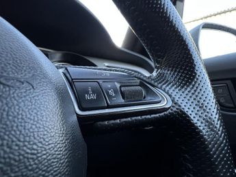 AUDI A4 AVANT 2.0 TDI S line