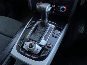 AUDI A4 AVANT 2.0 TDI S line