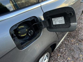 AUDI A4 AVANT 2.0 TDI S line