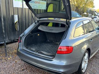 AUDI A4 AVANT 2.0 TDI S line