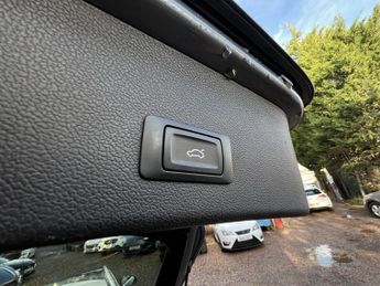 AUDI A4 AVANT 2.0 TDI S line