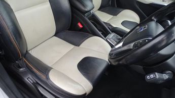 VOLVO V40 CROSS COUNTRY 1.6 Lux D2 (115hp)