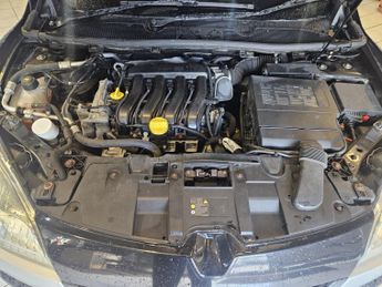 RENAULT MEGANE 1.6 16V Dynamique