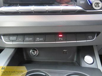 AUDI A4 AVANT 2.0 TDI 35 Sport Full Service History, Low Miles