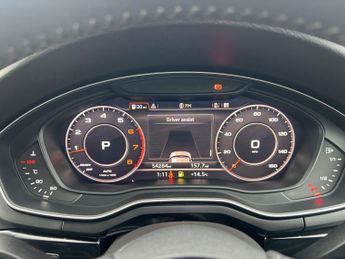 AUDI A4 2.0 TFSI Black Edition