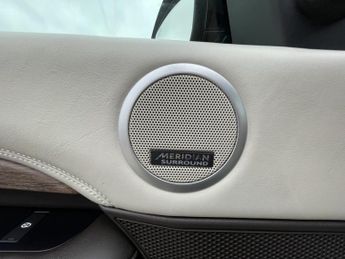 LAND ROVER DISCOVERY 2.0 SD4 HSE Luxury