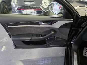 AUDI S8 4.0 TFSI V8