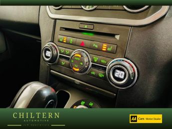 LAND ROVER DISCOVERY 4 3.0 SD V6 XS