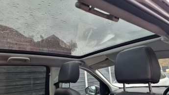 LAND ROVER DISCOVERY SPORT 2.0 TD4 HSE Dynamic Lux