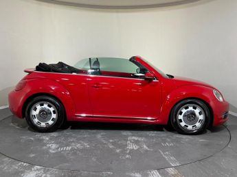 VOLKSWAGEN BEETLE 2.0 TDI BlueMotion Tech Design Cabriolet Euro 6 (s/s) 2dr