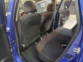 HONDA JAZZ 1.4 i-VTEC ES Plus