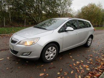 VAUXHALL ASTRA 1.7 CDTi ecoFLEX Exclusiv