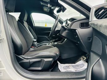 DS AUTOMOBILES DS 3 CROSSBACK E-TENSE 50kWh Performance Line +