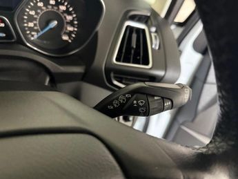 FORD GRAND C-MAX 1.0T EcoBoost Titanium Euro 6 (s/s) 5dr