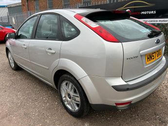 FORD FOCUS 1.6 Ghia