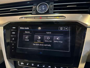 VOLKSWAGEN PASSAT 1.4 TSI GTE Advance