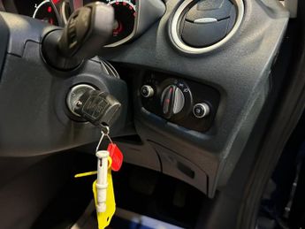 FORD FIESTA 1.4 Zetec