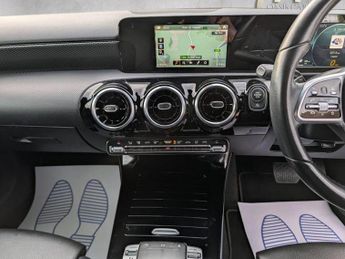 MERCEDES-BENZ A CLASS 1.3 A200 Sport 7G-DCT Euro 6 (s/s) 4dr