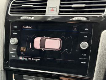 VOLKSWAGEN GOLF 1.6 TDI GT Hatchback 5dr Diesel DSG Euro 6