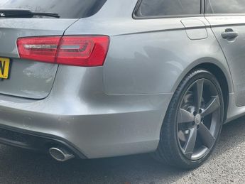 AUDI A6 AVANT 3.0 TDI V6 Black Edition
