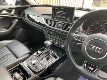 AUDI A6 AVANT 3.0 TDI V6 Black Edition