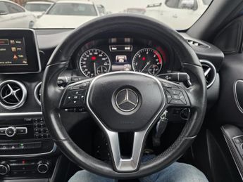 MERCEDES-BENZ A CLASS 1.5 A180 CDI SE