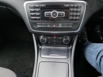 MERCEDES-BENZ A CLASS 1.5 A180 CDI SE