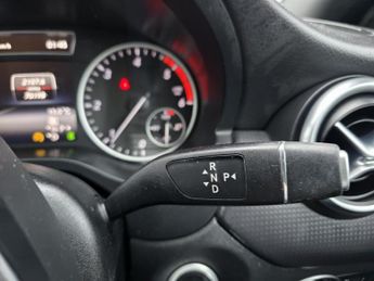 MERCEDES-BENZ A CLASS 1.5 A180 CDI SE