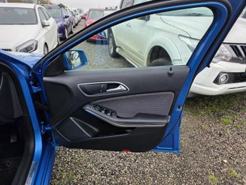 MERCEDES-BENZ A CLASS 1.5 A180 CDI SE