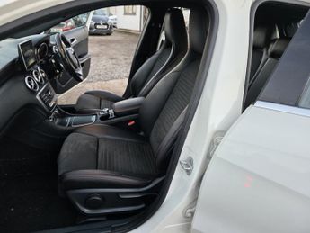 MERCEDES-BENZ A CLASS 2.1 A220d AMG Line