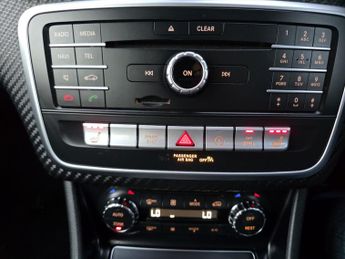 MERCEDES-BENZ A CLASS 2.1 A220d AMG Line