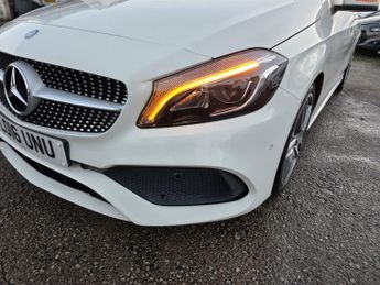 MERCEDES-BENZ A CLASS 2.1 A220d AMG Line