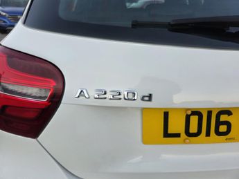 MERCEDES-BENZ A CLASS 2.1 A220d AMG Line