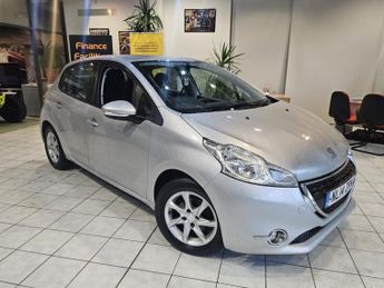 PEUGEOT 208 1.4 e-HDi Active
