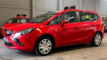 Vauxhall Zafira 2.0 CDTi Exclusiv Diesel Red 7 SEATER 5dr CRUISE+BLUETOOTH+6 STA