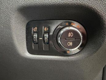 VAUXHALL CORSA 1.2 16V SXi Euro 5 5dr