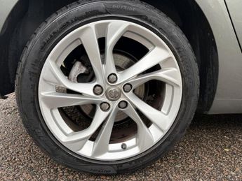 VAUXHALL ASTRA 1.4 i Turbo SRi