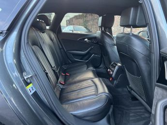 AUDI A6 AVANT 2.0 TDI ultra Black Edition