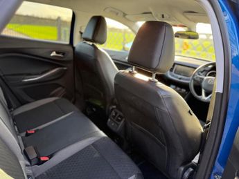 VAUXHALL GRANDLAND X 1.2 Turbo Business Edition Nav Auto Euro 6 (s/s) 5dr