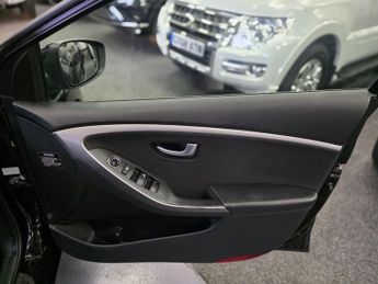 HYUNDAI I30 1.6 CRDi Active