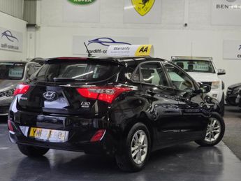 HYUNDAI I30 1.6 CRDi Active
