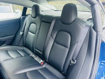 TESLA MODEL 3 (Dual Motor) Long Range