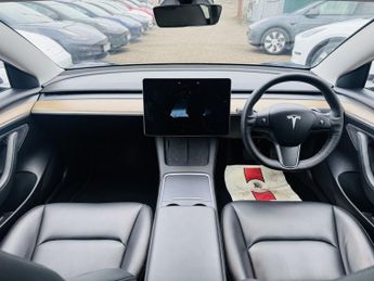 TESLA MODEL 3 (Dual Motor) Long Range