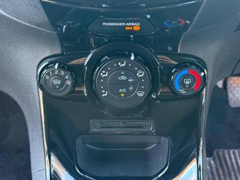 FORD FIESTA 1.25 Zetec Euro 6 3dr