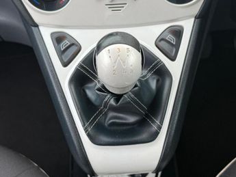 FORD KA 1.2 Zetec Black Edition Euro 6 (s/s) 3dr