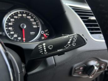 AUDI Q5 3.0 TDI V6 S line Plus