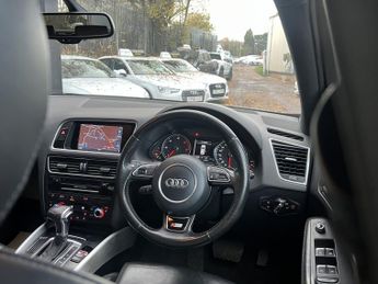 AUDI Q5 3.0 TDI V6 S line Plus