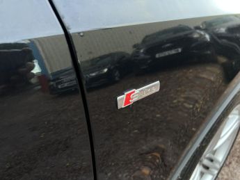 AUDI Q5 3.0 TDI V6 S line Plus