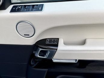 LAND ROVER RANGE ROVER 3.0 TD V6 Vogue